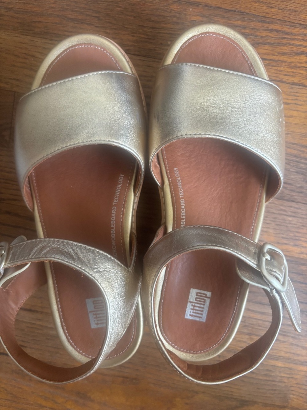 Fit Flops Gold Platform Shoes 7